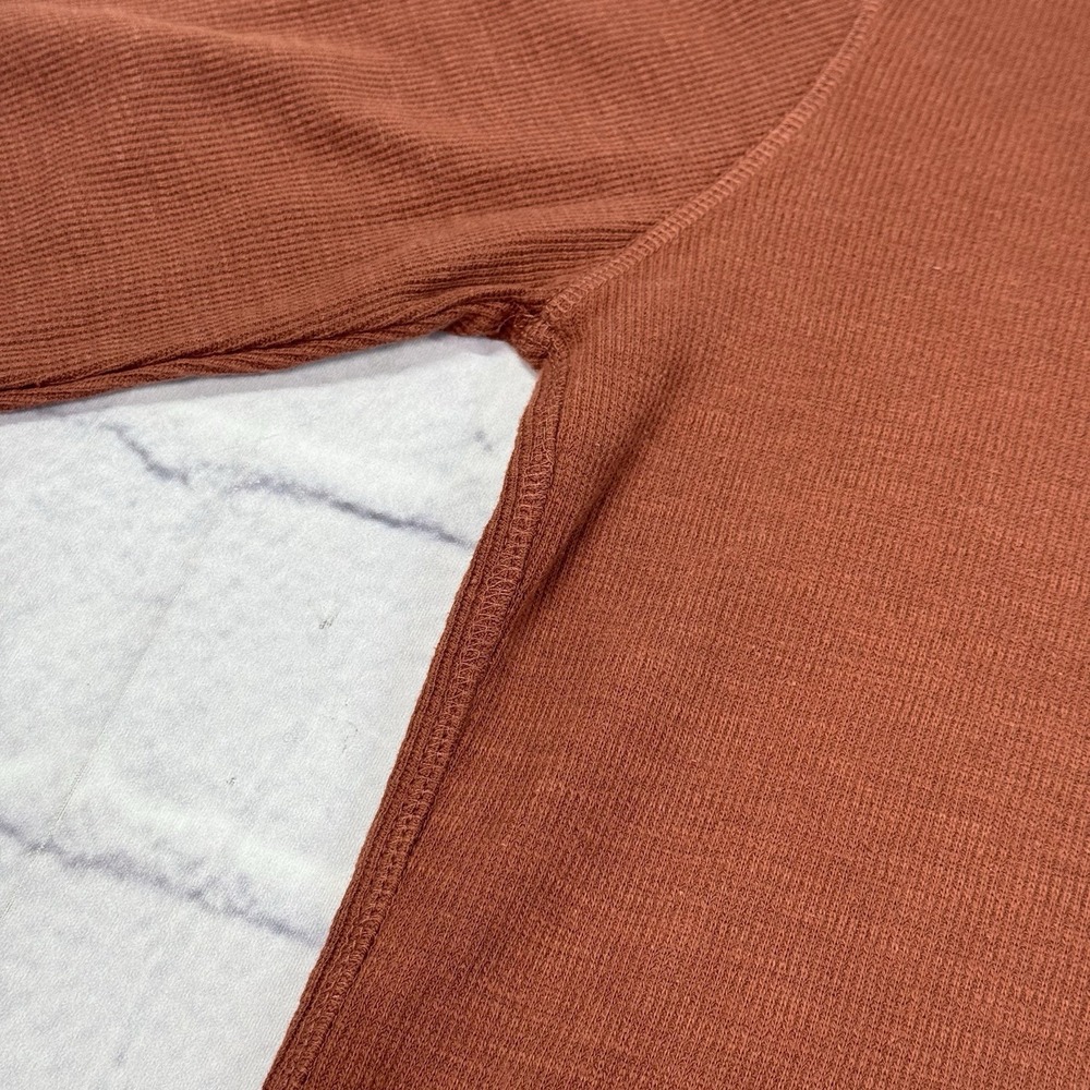 The Black Dog Men's Dukes County Thermal Crew Size L Sequoia Life Off The Leash - Picture 9 of 16